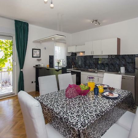 Apartment Mate Kaštela Kültér fotó