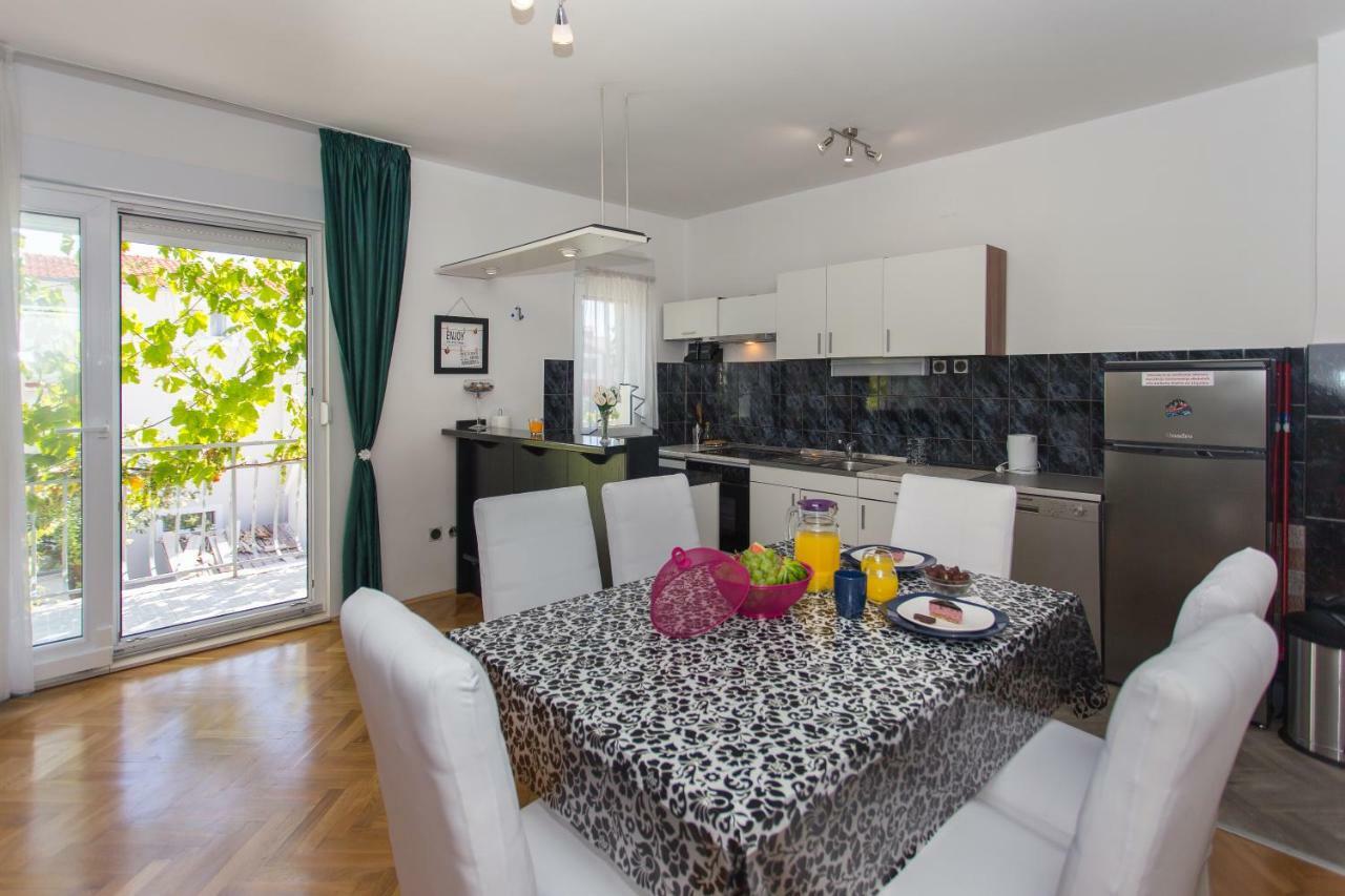 Apartment Mate Kaštela Kültér fotó