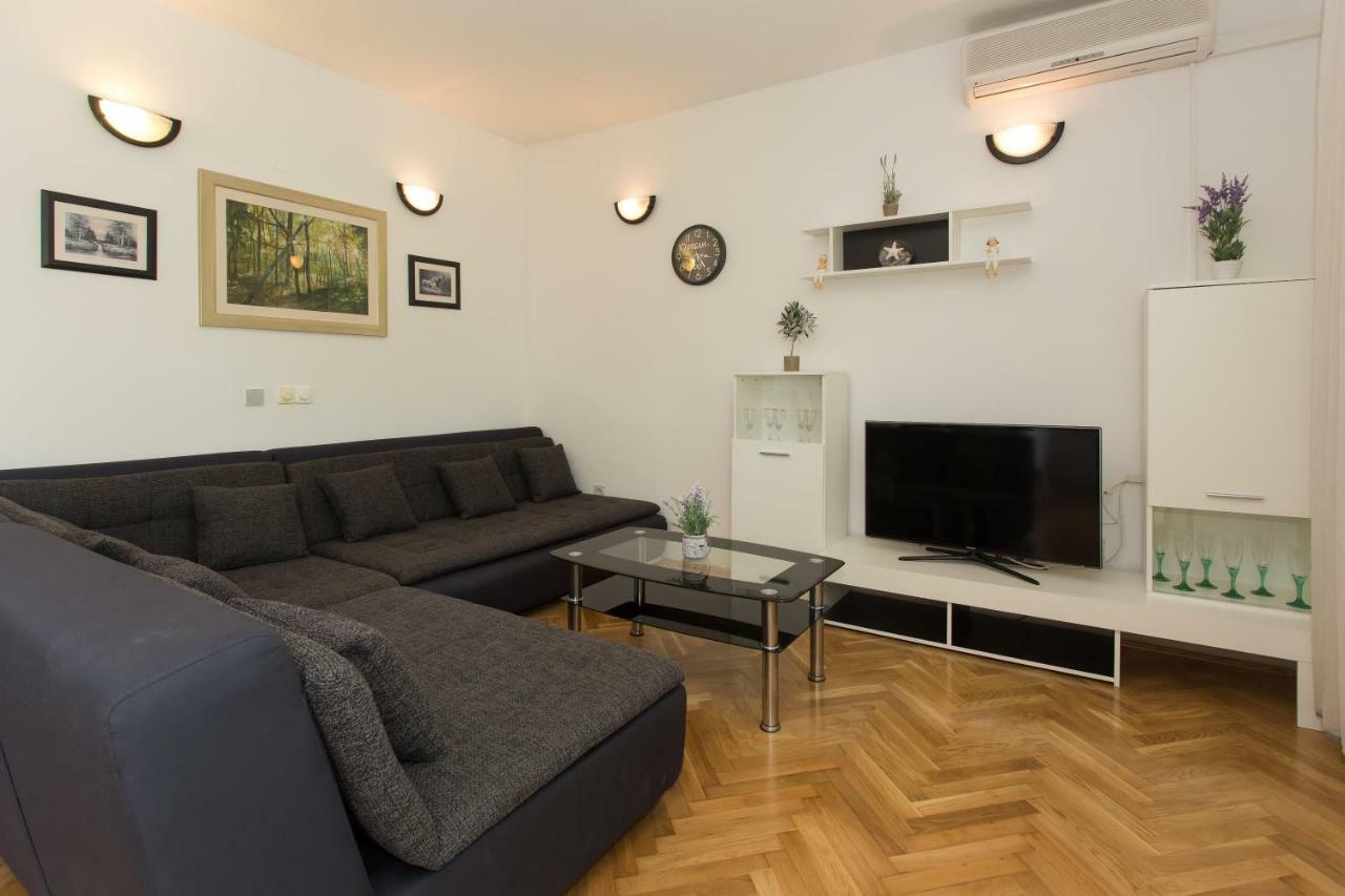 Apartment Mate Kaštela Kültér fotó